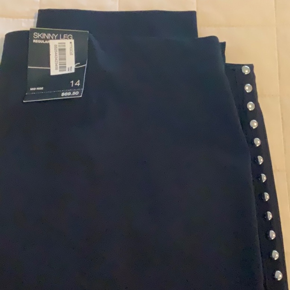 Skinny leg dress pants